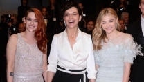 Kristen Stewart, Juliette Binoche e  Chloë Grace Moretz in "Sils Maria"