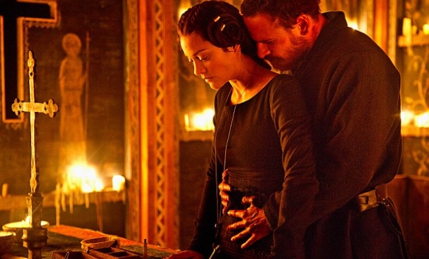 Michael Fassbender e Marillon Cotillard in "Macbeth"