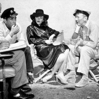 Set di Acque del Sud con Bogart, Bacall e Hawks