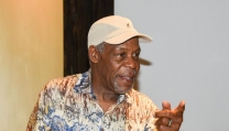 Danny Glover