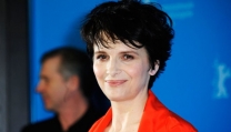 Juliette Binoche in L'attesa di Messina