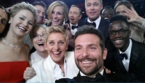 La mitica selfie degli Oscar 2014