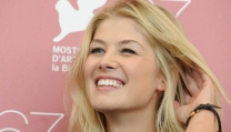 Rosamund Pike