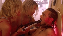 una scena di "Spring Breakers"