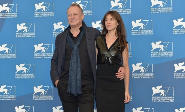 Stellan Skarsgård con Charlotte Gainsbourg