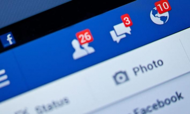 Facebook dati falsificati