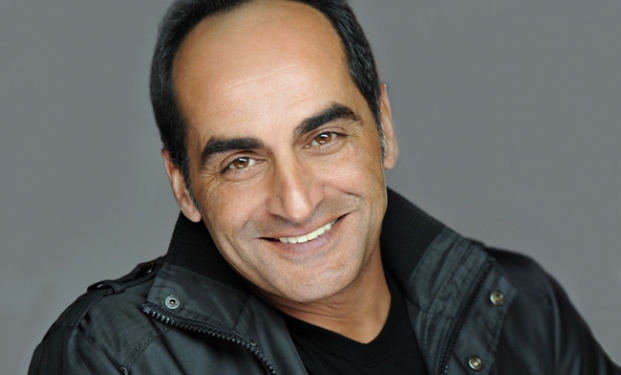 Navid Negahban di Homeland in Baba Joon