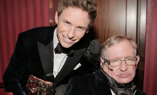 Eddie Redmayne e Stephen Hawking