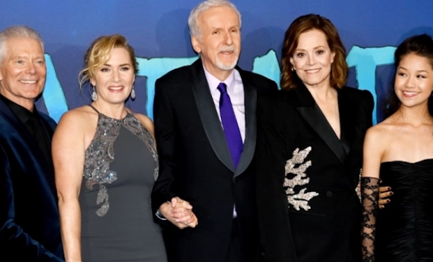 Stephen Lang, Kate Winslet, James Cameron, Sigourney Weaver e Trinity Jo-Li Bliss martedì a Londra