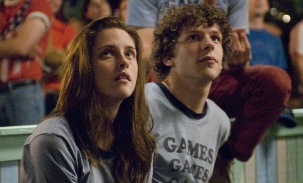 Kristen Stewart e Jesse Eisenberg in Adventureland