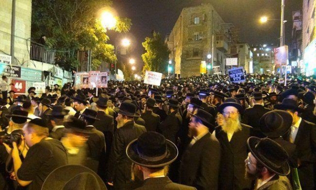 La protesta degli ebrei ultra-ortodossi