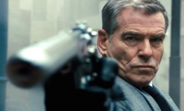 Pierce Brosnan in azione