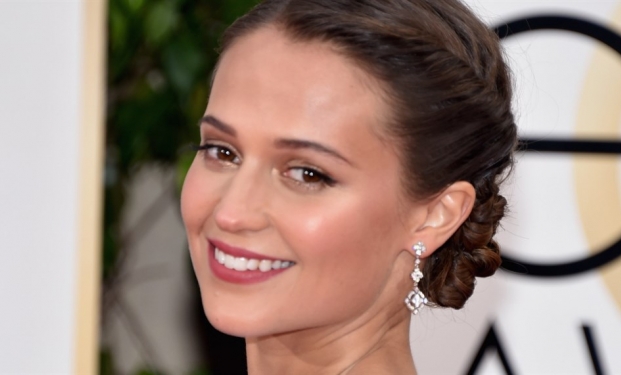 Alicia Vikander